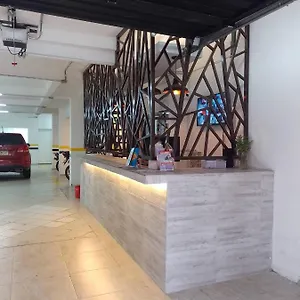Marat Hotel