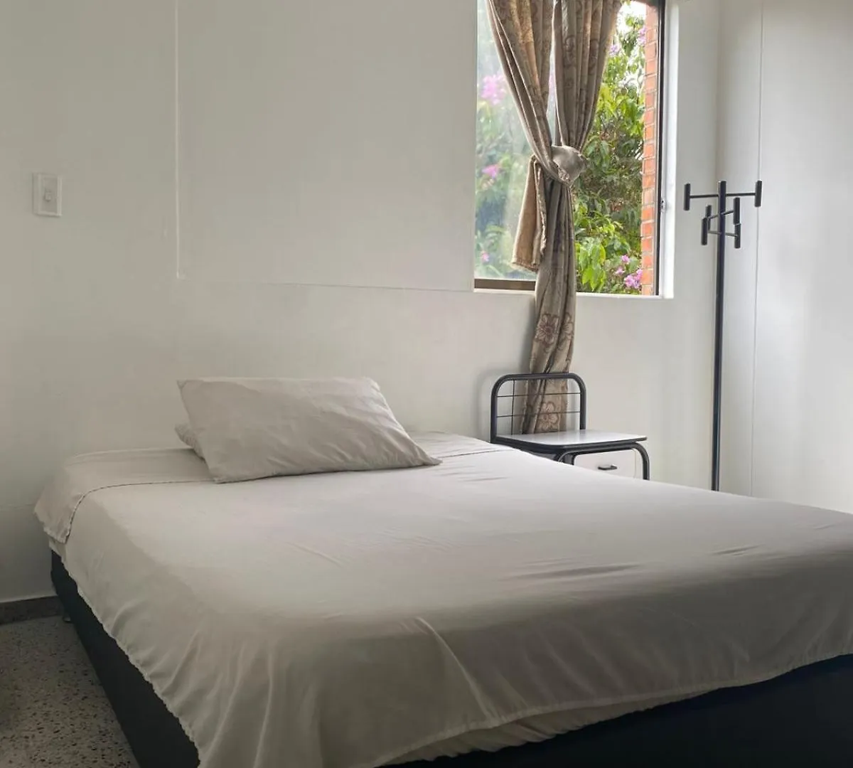 Hmetrohotel Medellín Hotel